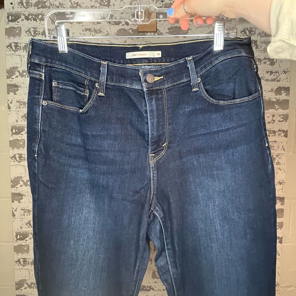 Levis | women dark wash 505 straight denim jeans